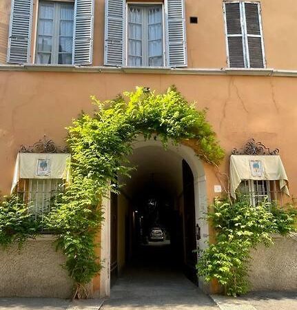 Altana - Loft Sulla Citta Appartement Parma Buitenkant foto