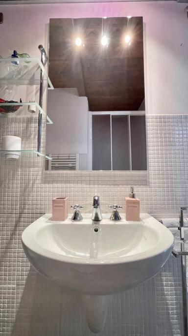 Altana - Loft Sulla Citta Appartement Parma Buitenkant foto